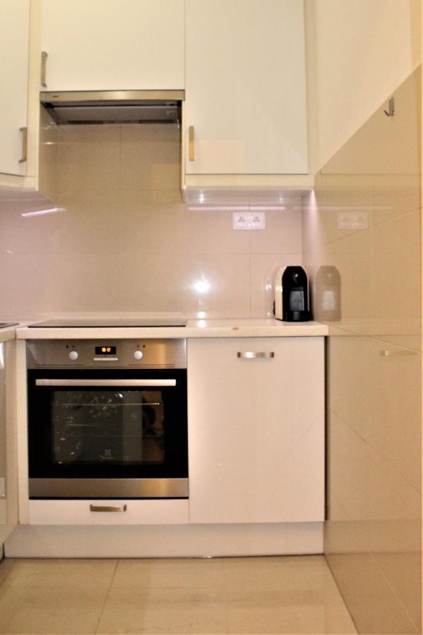 Apartament Luster I Obrazow وارسو المظهر الخارجي الصورة