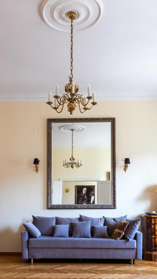 Apartament Luster I Obrazow وارسو المظهر الخارجي الصورة