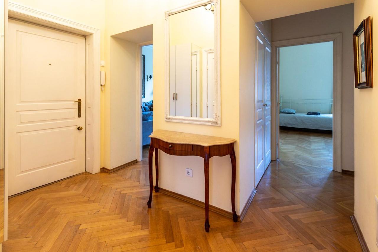 Apartament Luster I Obrazow وارسو المظهر الخارجي الصورة