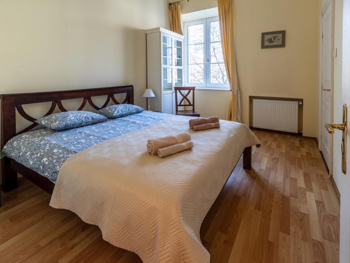 Apartament Luster I Obrazow وارسو المظهر الخارجي الصورة
